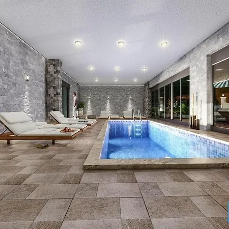 شقة Sky Hill Luxury ماهموتلار