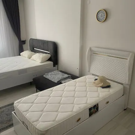 Sky Hill Luxury *